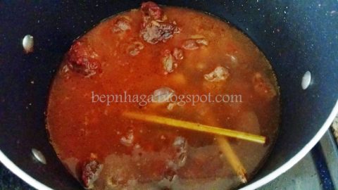 Thành viên vào bếp: Bò kho bánh mì ngon tuyệt