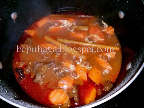 Thành viên vào bếp: Bò kho bánh mì ngon tuyệt