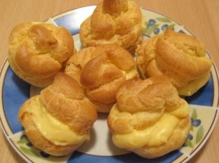 Thành viên vào Bếp: Cách làm bánh su kem