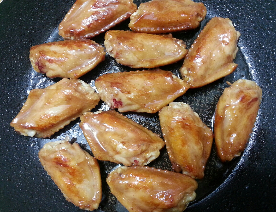 Thành viên vào bếp: Cánh gà sốt coca-cola đậm đà