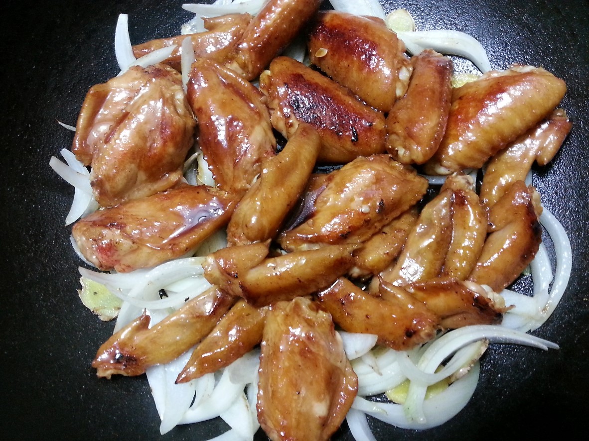 Thành viên vào bếp: Cánh gà sốt coca-cola đậm đà