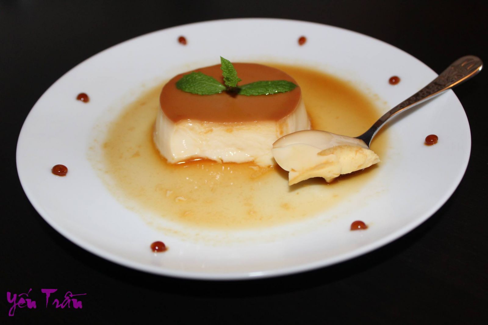 Thành viên vào Bếp: Công thức làm bánh flan mịn màng