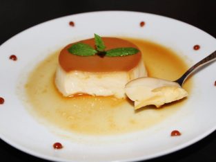 Thành viên vào Bếp: Công thức làm bánh flan mịn màng