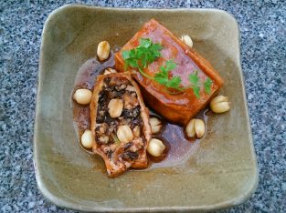 Thành viên vào Bếp: Đậu hũ nhồi hạt sen