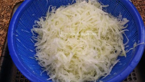 Thành viên vào Bếp: Gà bó xôi chiên phồng