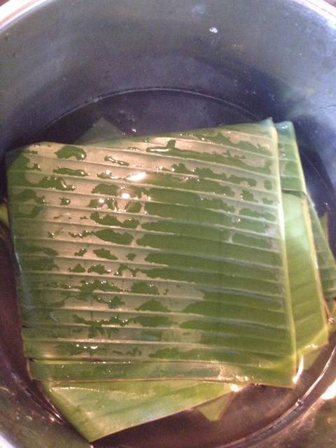 Thành viên vào bếp: Gà hấp muối, sả