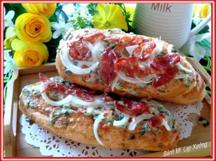 Thành viên vào Bếp: Nhanh gọn bánh mì lạp xưởng nướng cực ngon