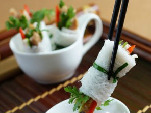 Thành viên vào Bếp: Nướng Pina Colada Muffins xinh xắn