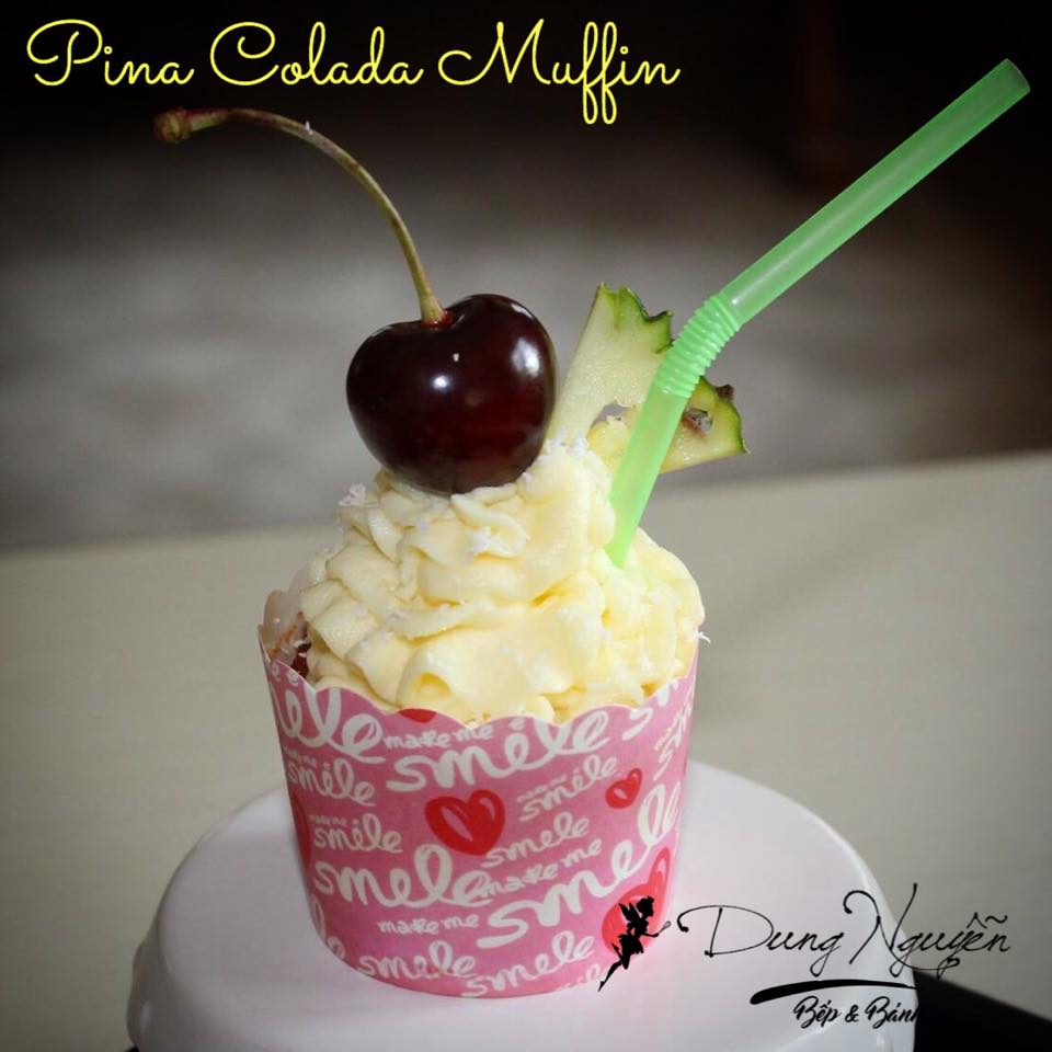 Thành viên vào Bếp: Nướng Pina Colada Muffins xinh xắn