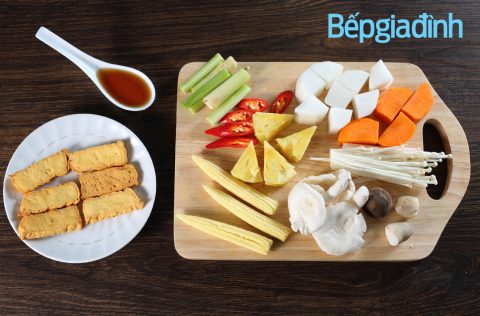 Thành viên vào Bếp: Tự gói bánh ú nóng hổi