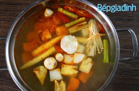 Thành viên vào Bếp: Tự gói bánh ú nóng hổi