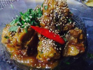 Thành viên vào Bếp: Xương đuôi heo om cà chua