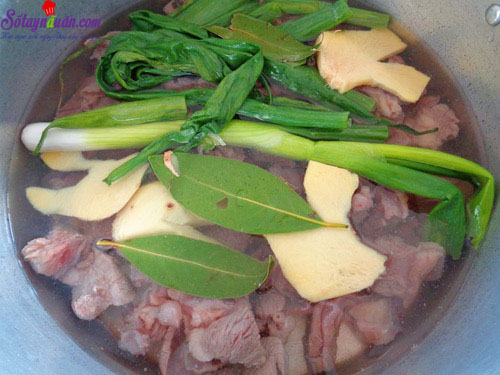 Thật ngon và dễ nấu cà ri bò kiểu Nhật