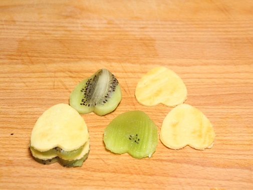 Thích thú với món chè trôi nước đậu đỏ ngon ngọt, thơm bùi, ăn vào là mê