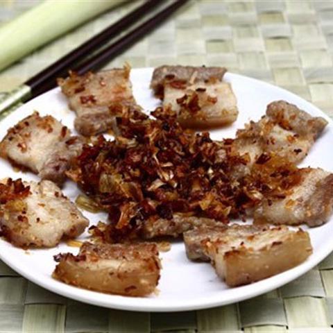 Cách làm thịt ba chỉ chiên sả ớt