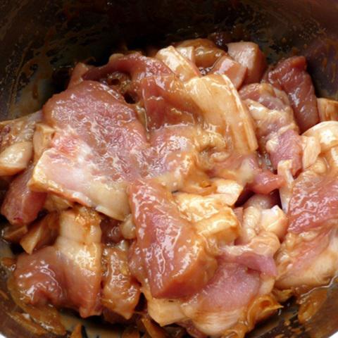 Cách làm thịt ba chỉ chưng mắm tép