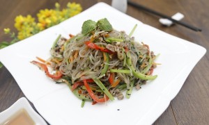 Thịt ba chỉ cuộn gà nướng mật ong thơm ngon ngây ngất