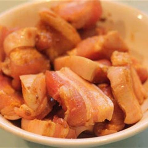 Cách làm thịt ba chỉ cuốn lá dứa nướng