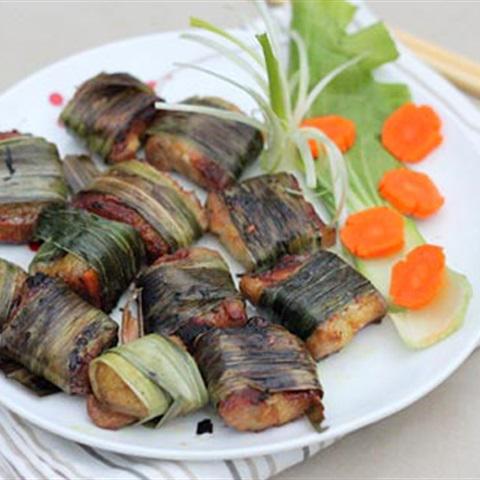 Cách làm thịt ba chỉ cuốn lá dứa nướng