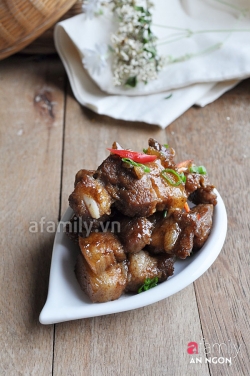 Thịt ba chỉ kho Coca đưa cơm lắm nhé!