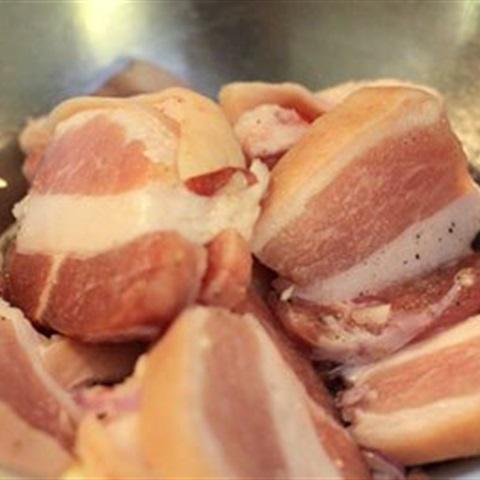 Cách làm thịt ba chỉ kho dưa cải chua