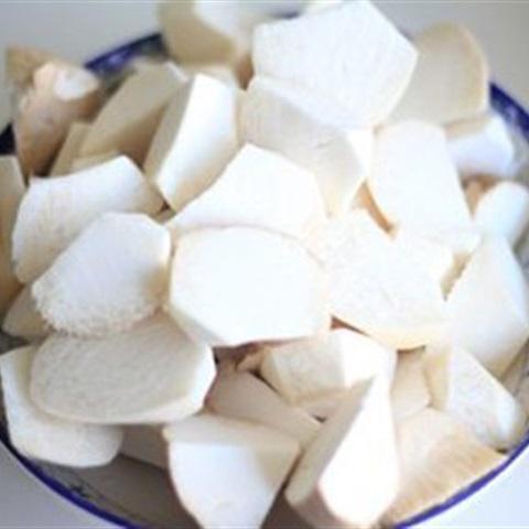 Cách làm thịt ba chỉ kho khoai sọ