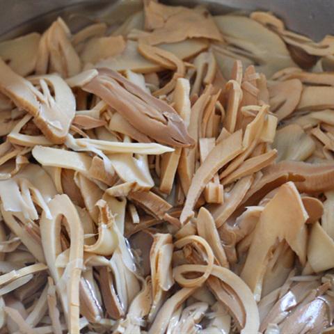 Cách làm thịt ba chỉ kho măng