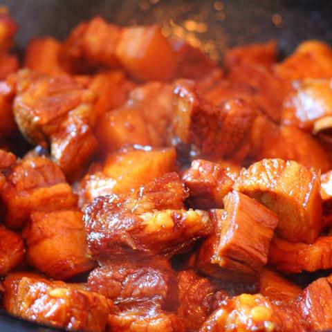 Cách làm thịt ba chỉ kho măng