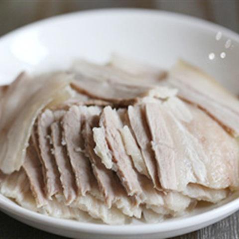 Cách làm thịt ba chỉ luộc sốt tỏi cay