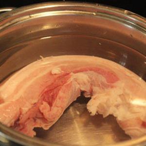 Cách làm thịt ba chỉ ngâm giấm đón Tết