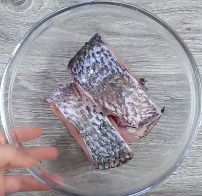 Thịt ba chỉ nướng hẹ thơm lừng ngon nhức nhối