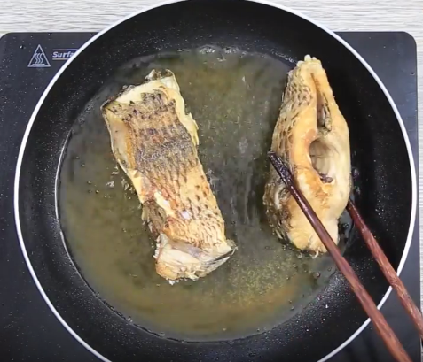 Thịt ba chỉ nướng hẹ thơm lừng ngon nhức nhối