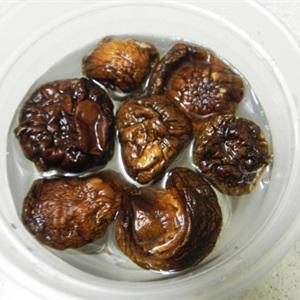 Cách làm thịt ba chỉ om nấm