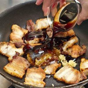 Cách làm thịt ba chỉ sốt mật ong