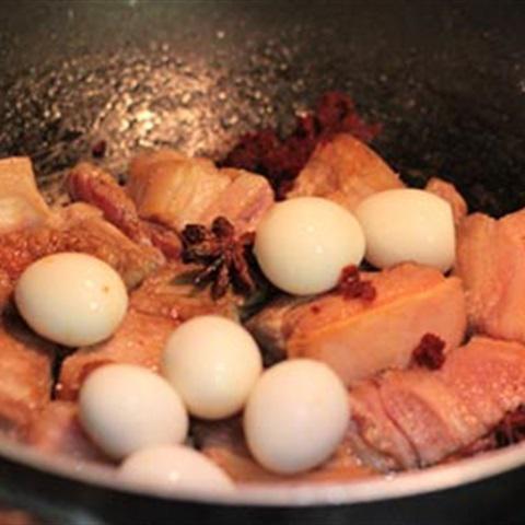 Cách làm thịt ba chỉ sốt xì dầu