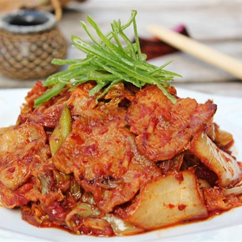 Cách làm thịt ba chỉ xào kim chi