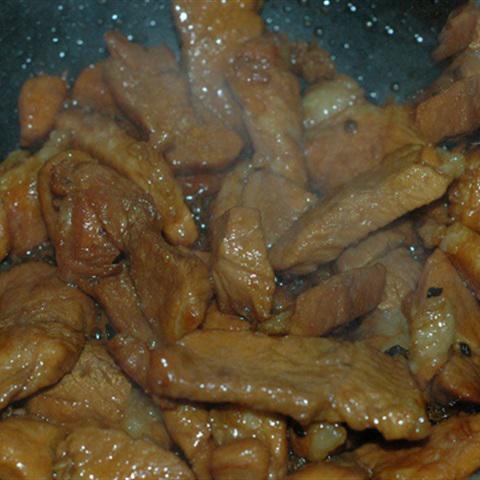 Cách làm thịt ba chỉ xào mặn