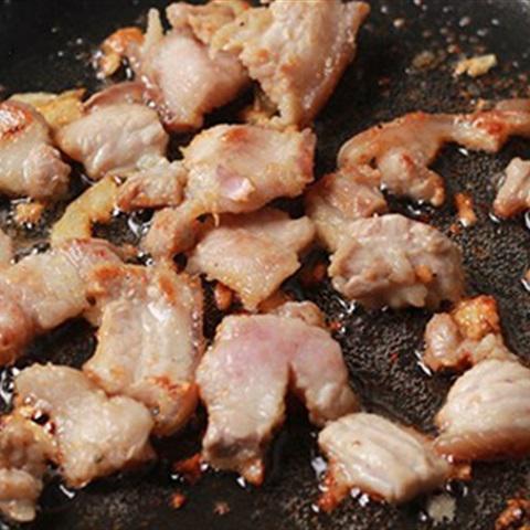 Cách làm thịt ba chỉ xào sơ mít