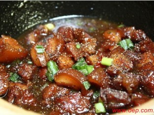 Thịt ba rọi kho tiêu