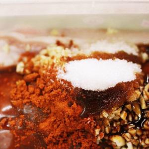 Cách làm thịt ba rọi sốt tương