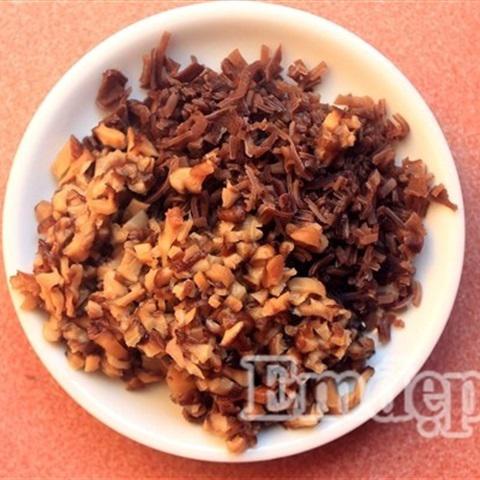 Cách làm thịt băm rang nấm mèo