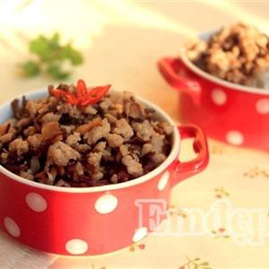 Cách làm thịt băm rang nấm mèo