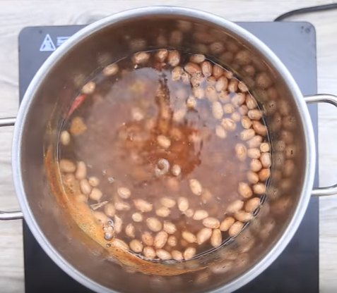 Thịt băm xào đậu bắp kiểu Thái đơn giản cho bữa cơm gia đình