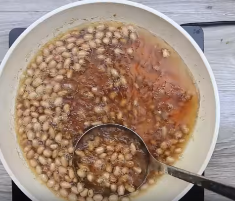 Thịt băm xào đậu bắp kiểu Thái đơn giản cho bữa cơm gia đình