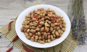 Thịt băm xào đậu bắp kiểu Thái đơn giản cho bữa cơm gia đình