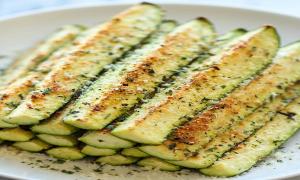 Thịt bò băm xào thập cẩm bỏ lò nướng với khoai nhuyễn ngon ngất ngây