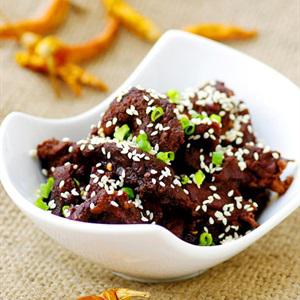Cách làm thịt bò cay tẩm mè