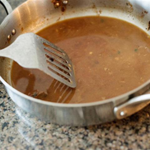 Cách làm thịt bò cuộn kiểu Ý