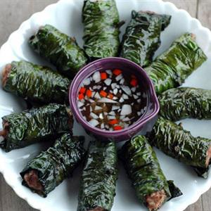 Cách làm thịt bò cuốn lá lốt