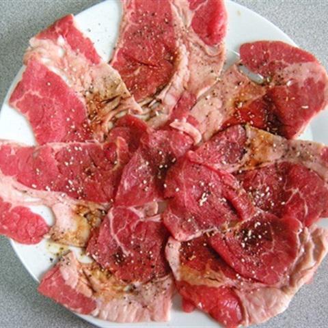 Cách làm thịt bò cuộn phô mai